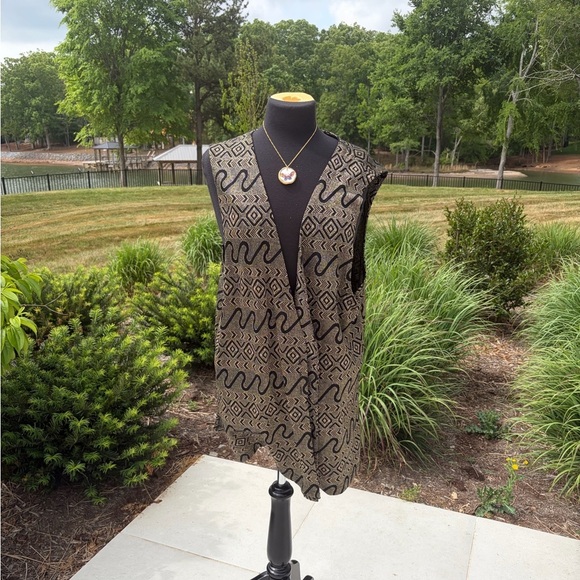 Jackets & Blazers - Patterned Black and Gold Sleeveless Vest